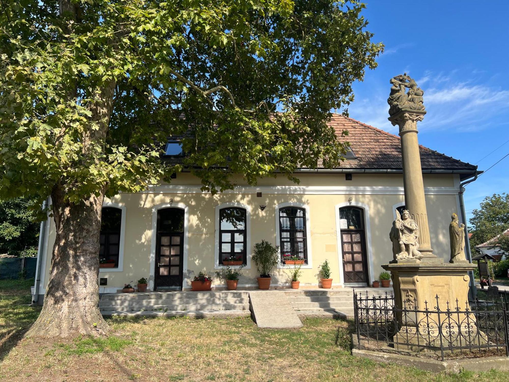 Bor Es Kenyer Hotel Hegymagas Екстериор снимка